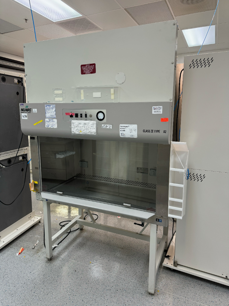 Image of Nuaire Class II Type A2 4' BioSafety Cabinet